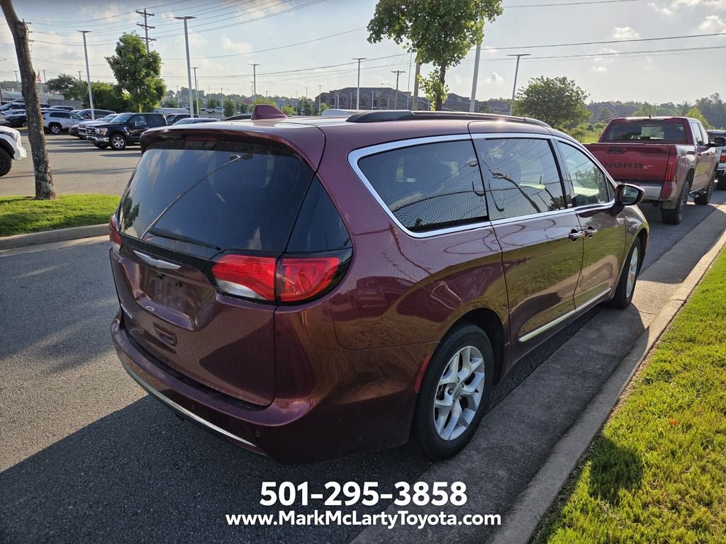2017 Chrysler Pacifica Touring L
