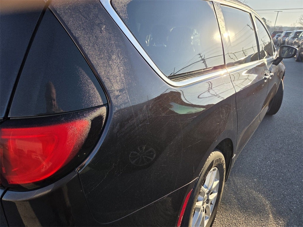 2017 Chrysler Pacifica Touring