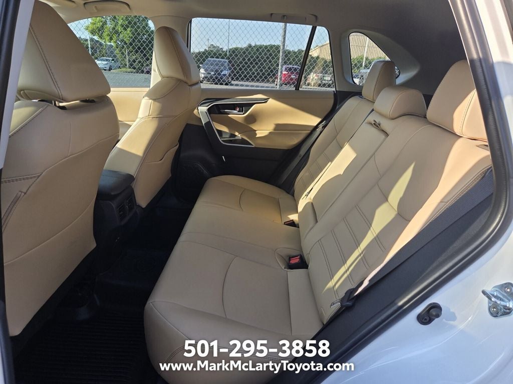 2025 Toyota RAV4 XLE Premium