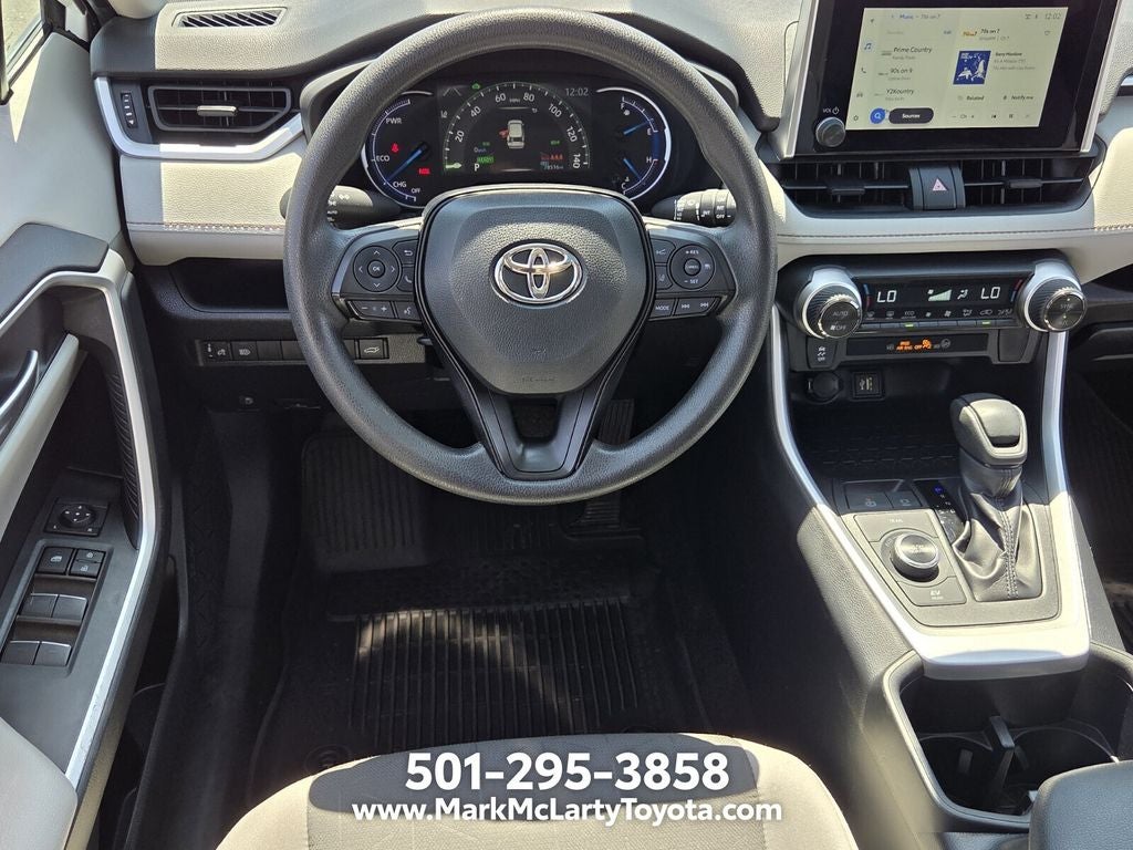 2025 Toyota RAV4 Hybrid XLE