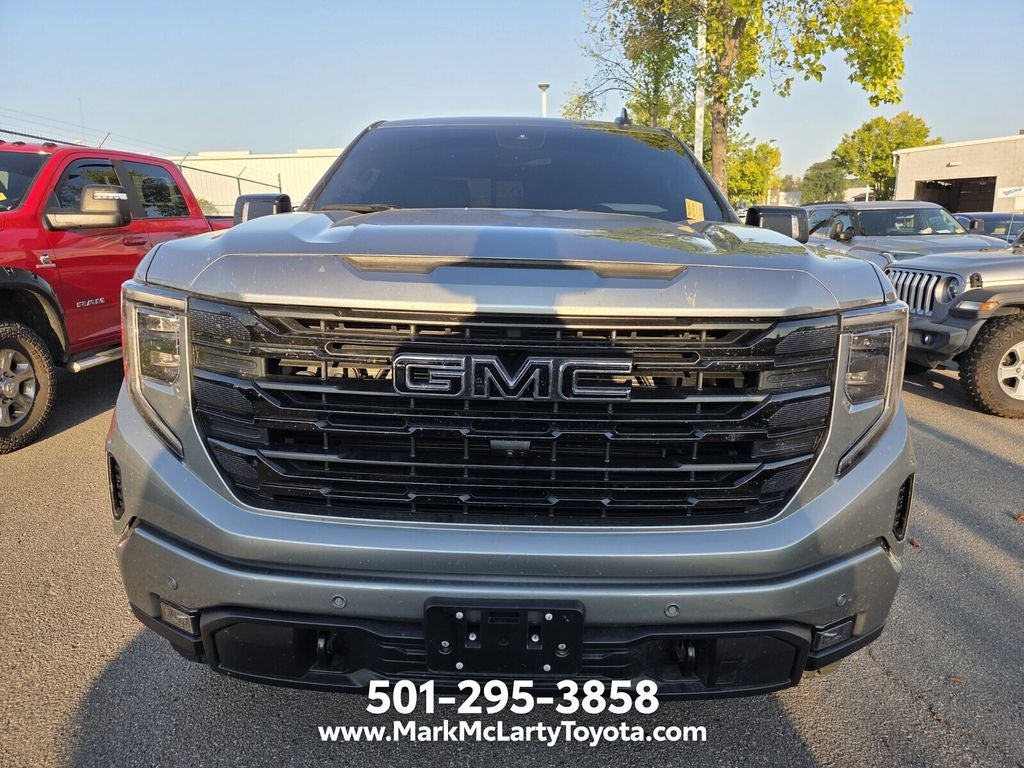 2025 GMC Sierra Elevation