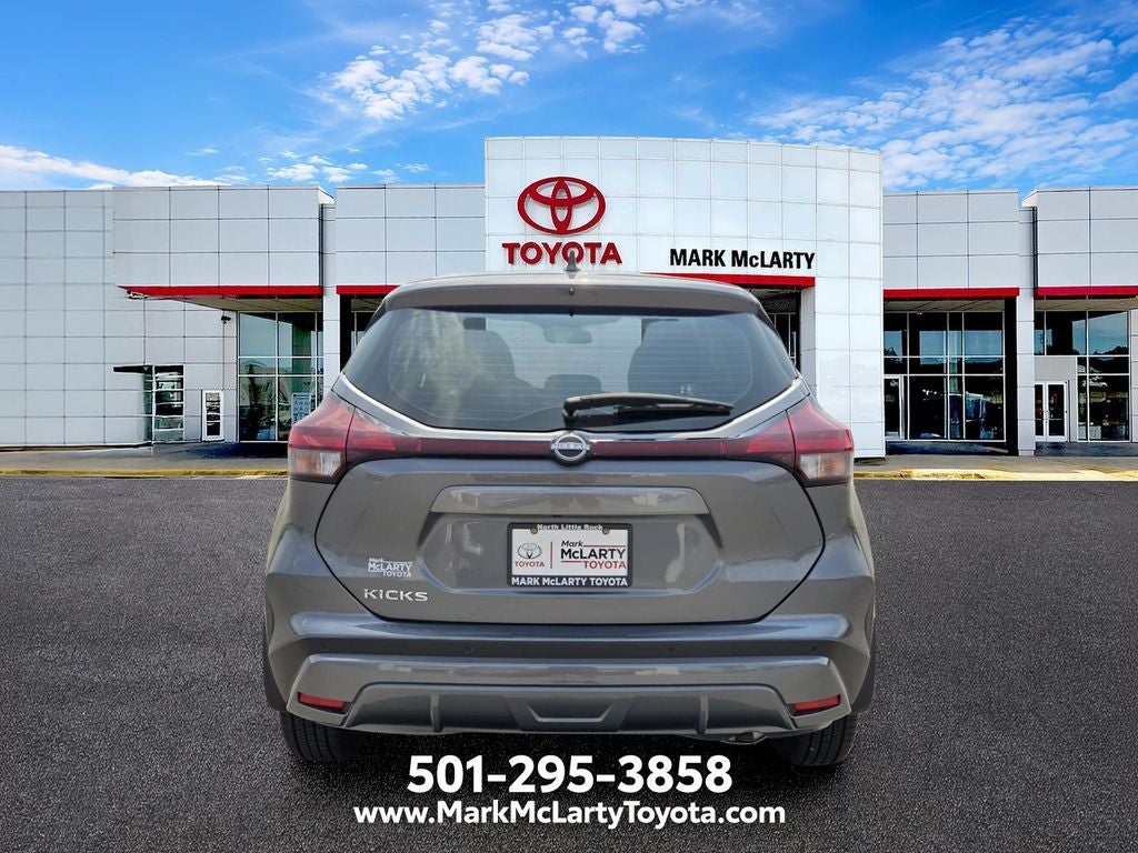 2025 Nissan Kicks Play S