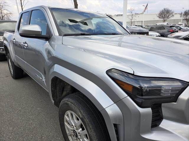 2024 Toyota TACOMA SR5 SR5