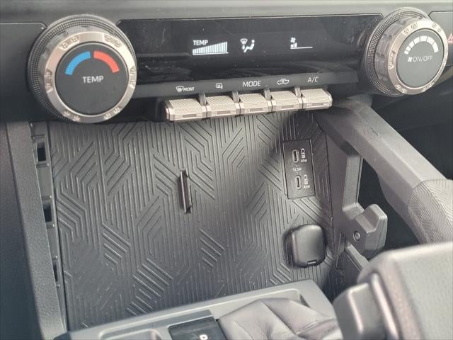 2024 Toyota TACOMA SR5 SR5