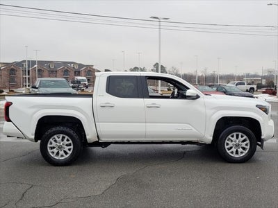 2024 Toyota TACOMA SR5 SR5