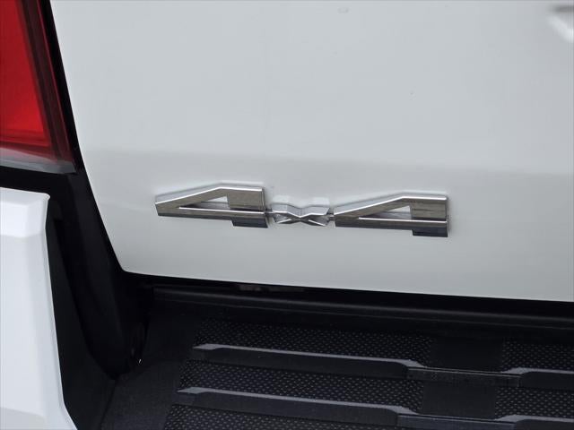 2025 Toyota TACOMA SR5 SR5