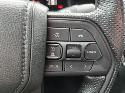 2025 Toyota TACOMA SR5 SR5