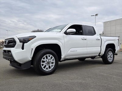 2025 Toyota TACOMA SR5 SR5