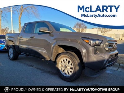 2024 Toyota TACOMA SR5 SR5