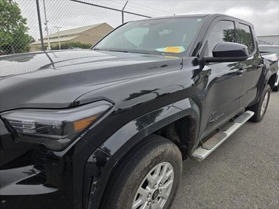 2025 Toyota TACOMA SR5 SR5