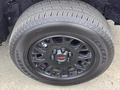 2025 Toyota TACOMA SR5 SR5