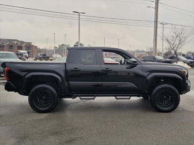 2024 Toyota TACOMA SR5 SR5