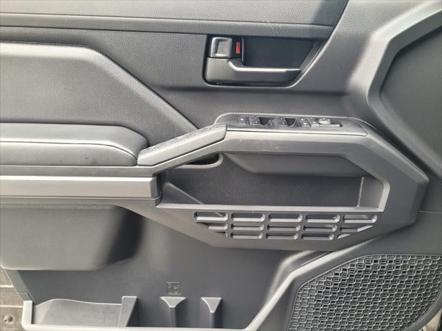 2024 Toyota TACOMA SR5 SR5