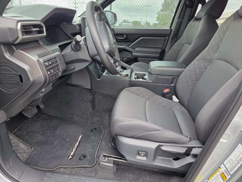 2025 Toyota TACOMA SR5 SR5