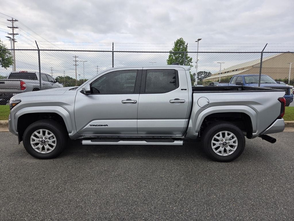 2025 Toyota TACOMA SR5 SR5