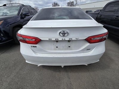 2019 Toyota CAMRY SE