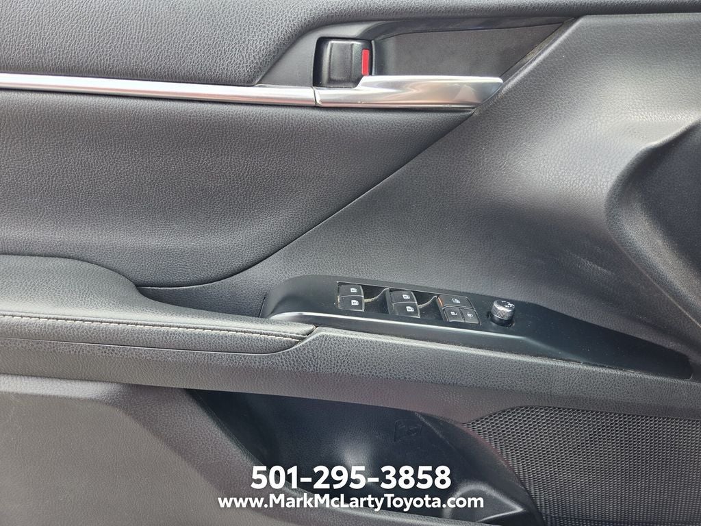 2019 Toyota CAMRY XSE