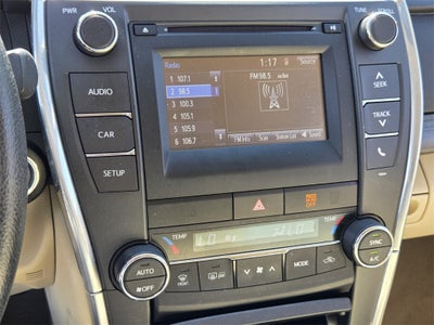 2017 Toyota CAMRY HYBRID LE