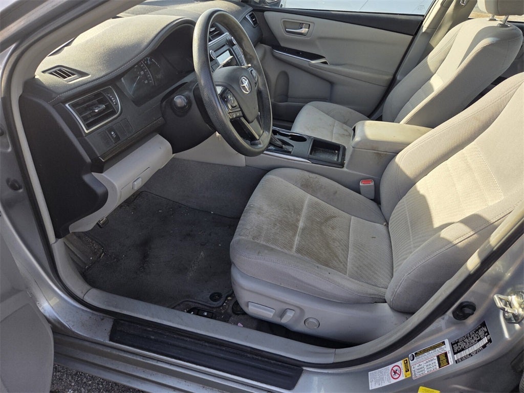 2015 Toyota CAMRY LE