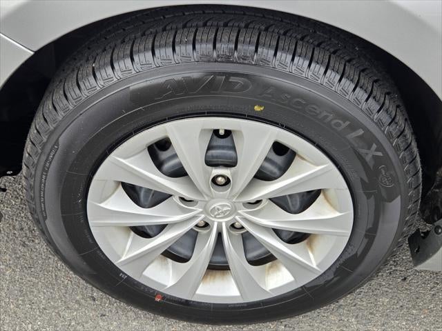 2015 Toyota CAMRY LE