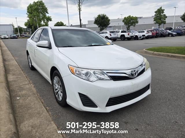 2014 Toyota CAMRY LE