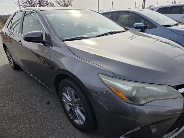 2015 Toyota CAMRY SE