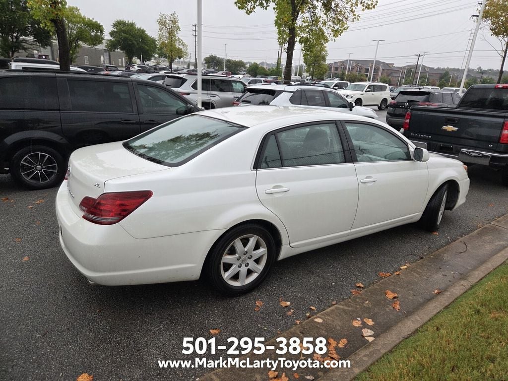 2010 Toyota AVALON XL