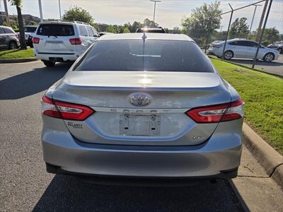 2020 Toyota CAMRY LE