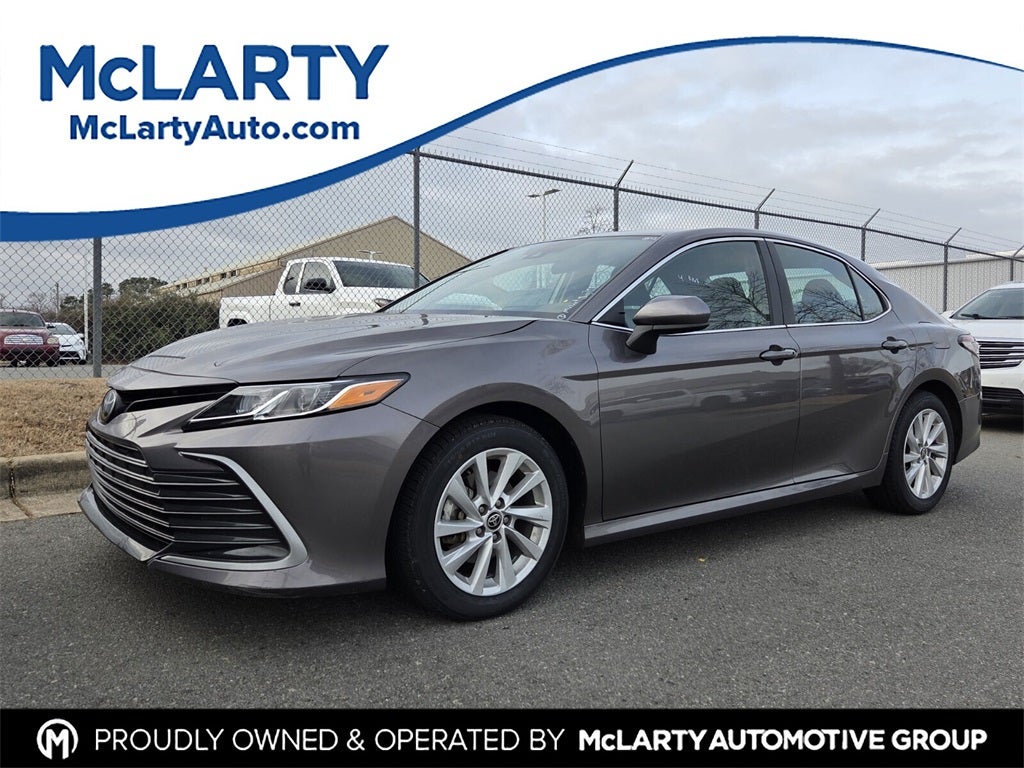 2024 Toyota CAMRY LE