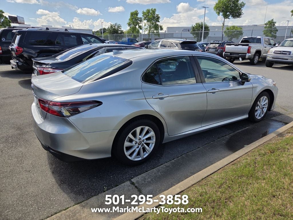 2022 Toyota Camry LE