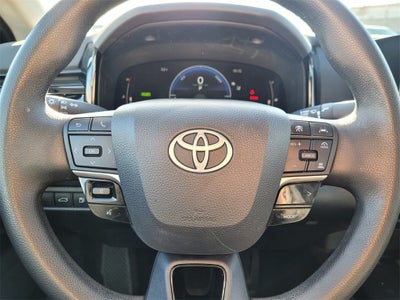 2025 Toyota CAMRY LE