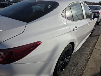 2025 Toyota CAMRY SE