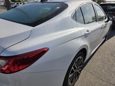 2026 Toyota CAMRY XLE