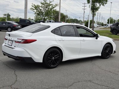 2025 Toyota CAMRY SE