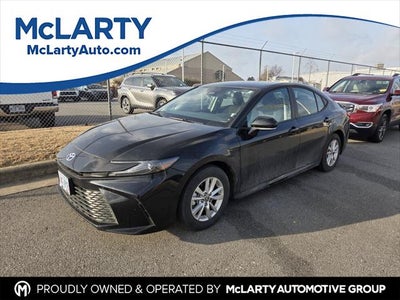 2025 Toyota CAMRY LE