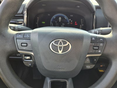 2025 Toyota CAMRY LE