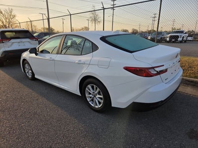 2025 Toyota CAMRY LE