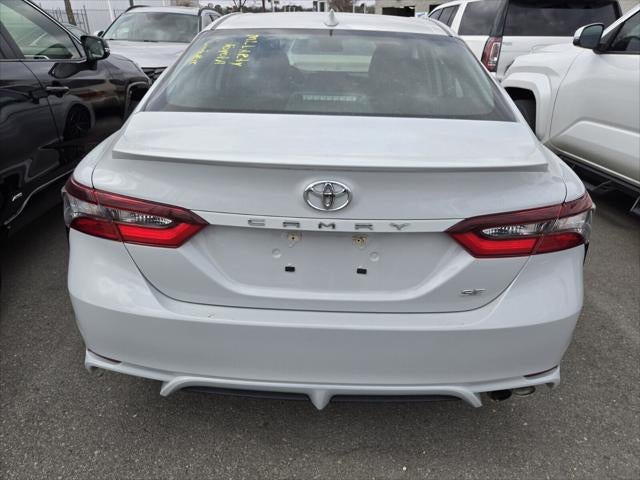 2024 Toyota CAMRY SE