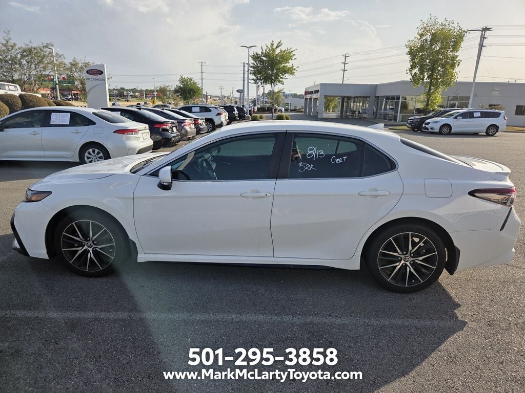 2023 Toyota Camry SE