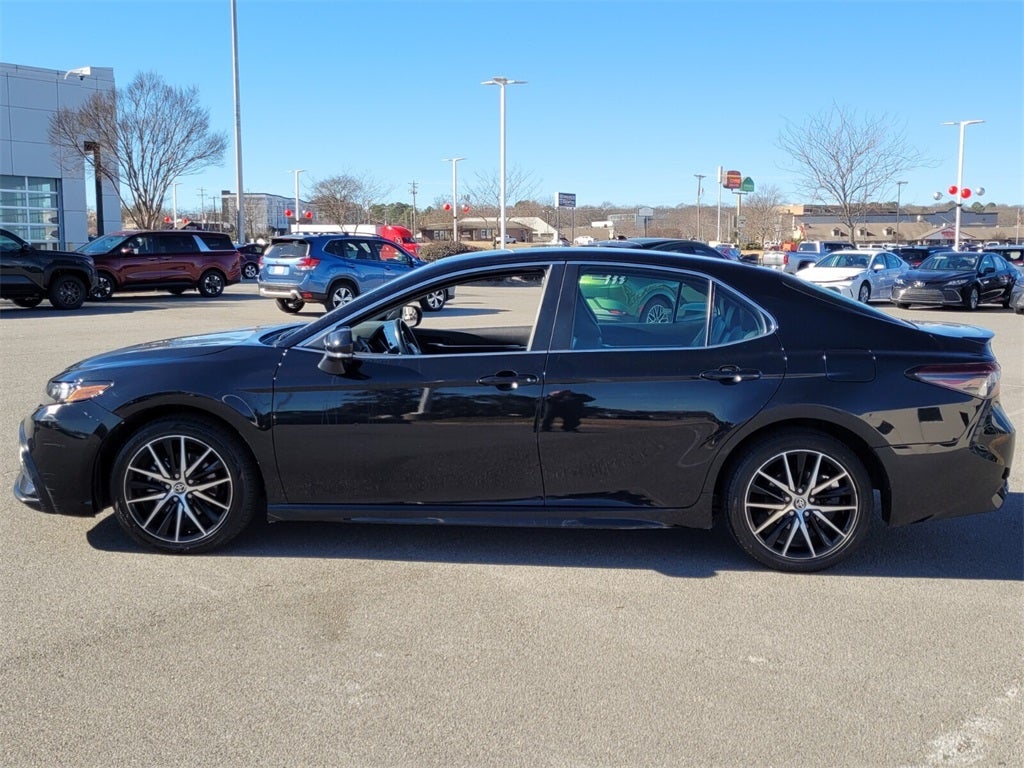 2023 Toyota CAMRY SE