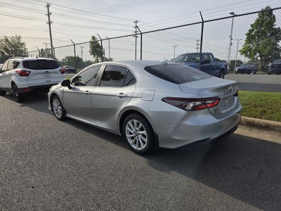 2022 Toyota CAMRY LE