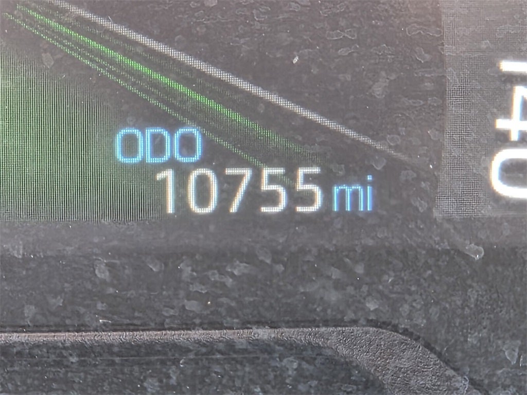 2025 Toyota RAV4 HYBRID XLE Premium