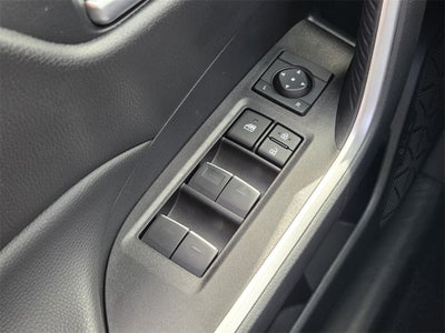 2025 Toyota RAV4 HYBRID XLE Premium