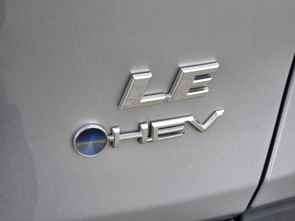 2025 Toyota RAV4 HYBRID LE