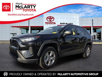 2022 Toyota RAV4 Hybrid LE