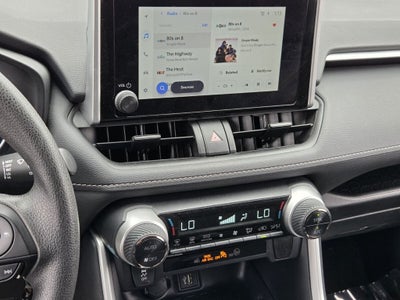 2025 Toyota RAV4 HYBRID LE