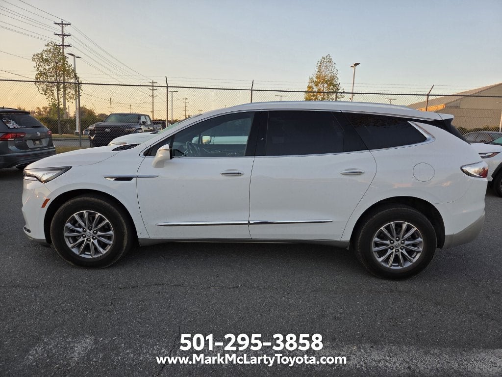 2023 Buick Enclave Essence