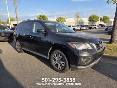 2020 Nissan Pathfinder SV