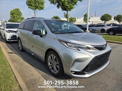 2021 Toyota SIENNA XSE XSE 7 Passenger