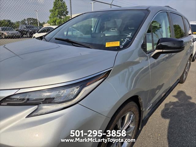 2021 Toyota SIENNA XSE XSE 7 Passenger